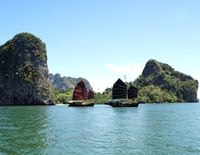 ทัวร์ภูเก็ต ทัวร์ดินเนอร์ ชมพระอาทิตย์ตก อ่าวพังงา (เรือสำเภา) ทัวร์ภูเก็ต ทัวร์ดินเนอร์ ชมพระอาทิตย์ตก อ่าวพังงา (เรือสำเภา)